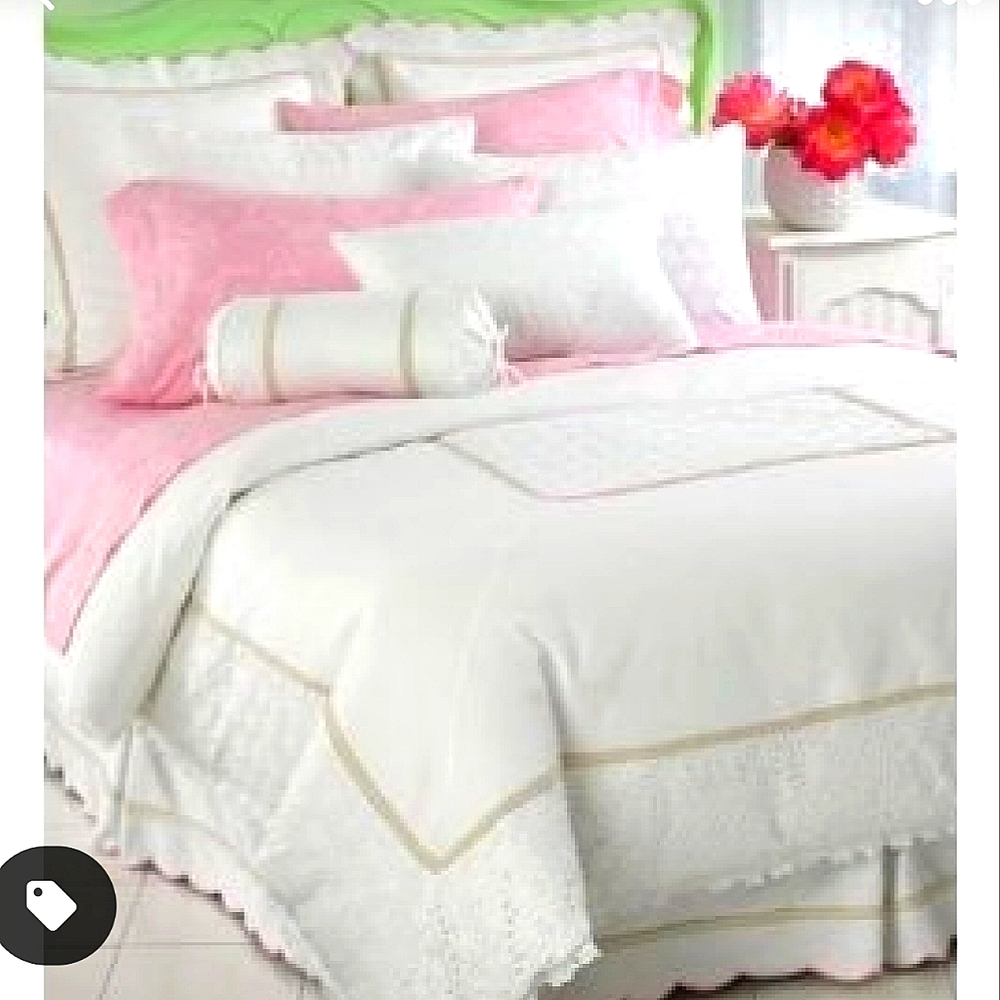 :::SOLD:::Lilly pulitzer VTG 90s duvet & skirt minor flaw